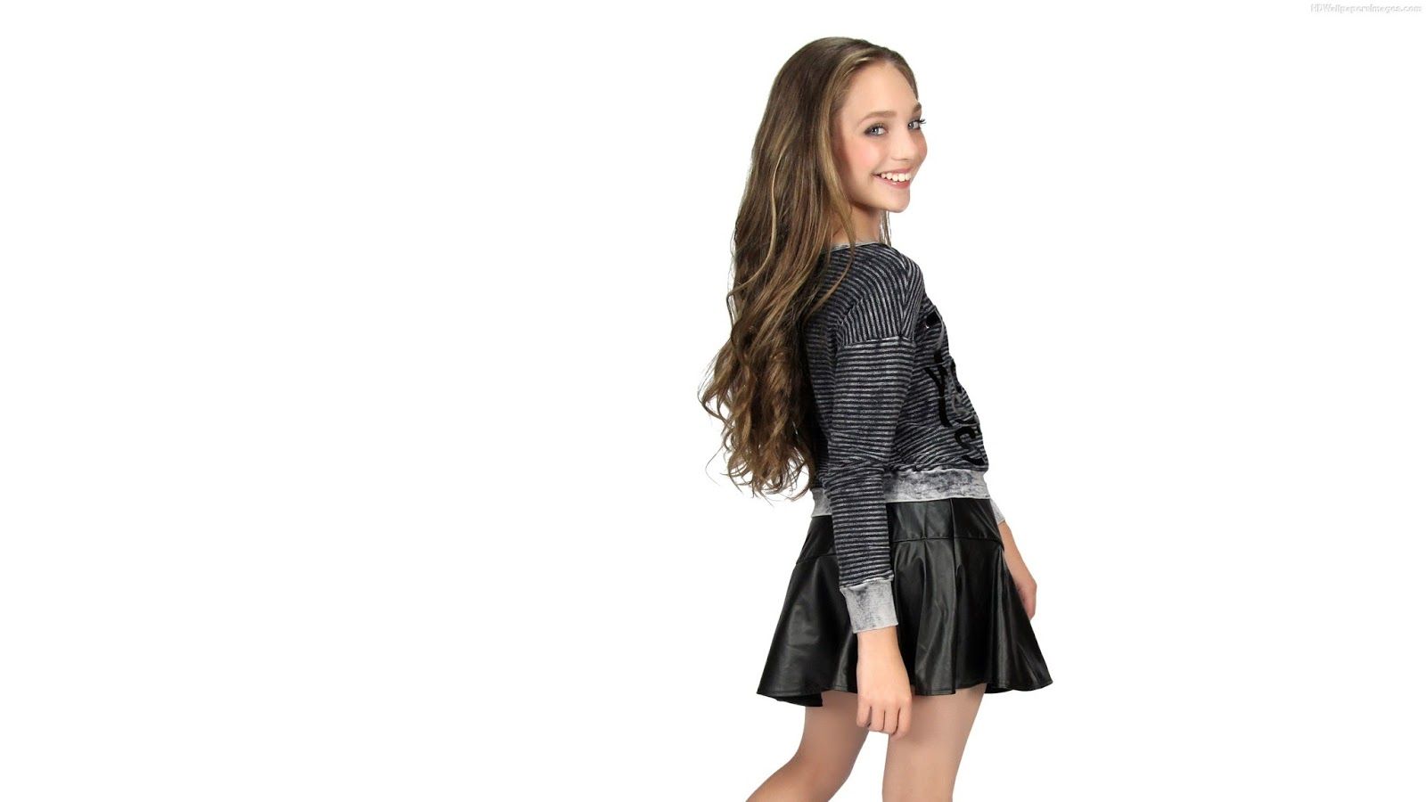 Mackenzie Ziegler Short Skirt Dress HD Wallpaper