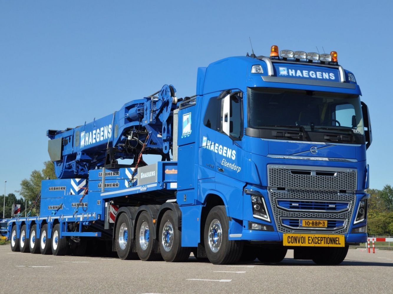 Volvo FH16 750 8x4 tractor semi wallpaper. Volvo trucks, Volvo, Trucks
