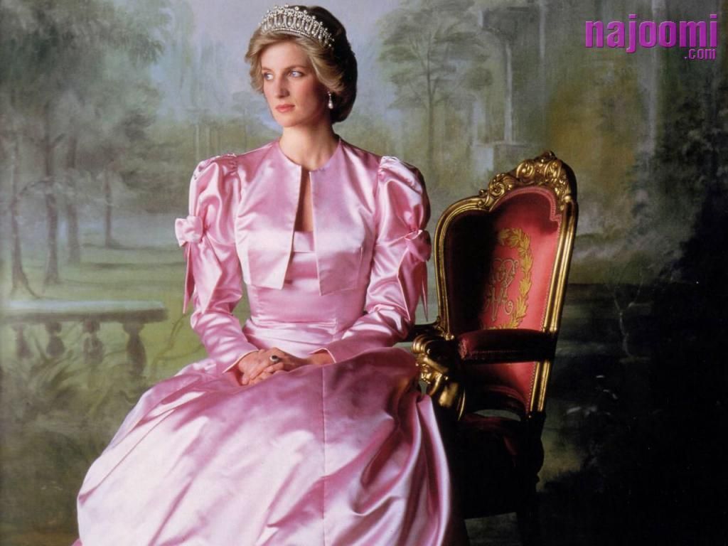 Kings and Queens Wallpaper: Princess Diana Wallpaper. Princess diana fashion, Princess diana dresses, Princess diana