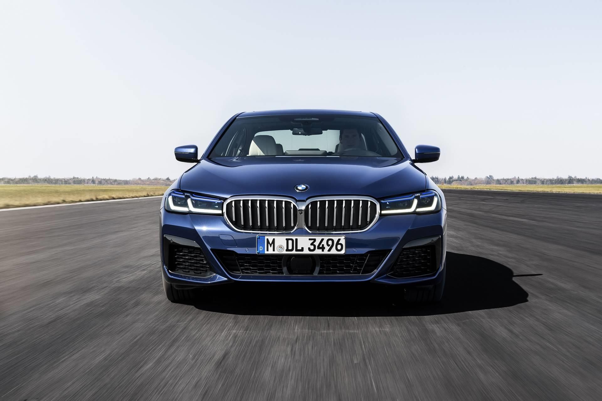 2022 bmw 5 series wallpaper