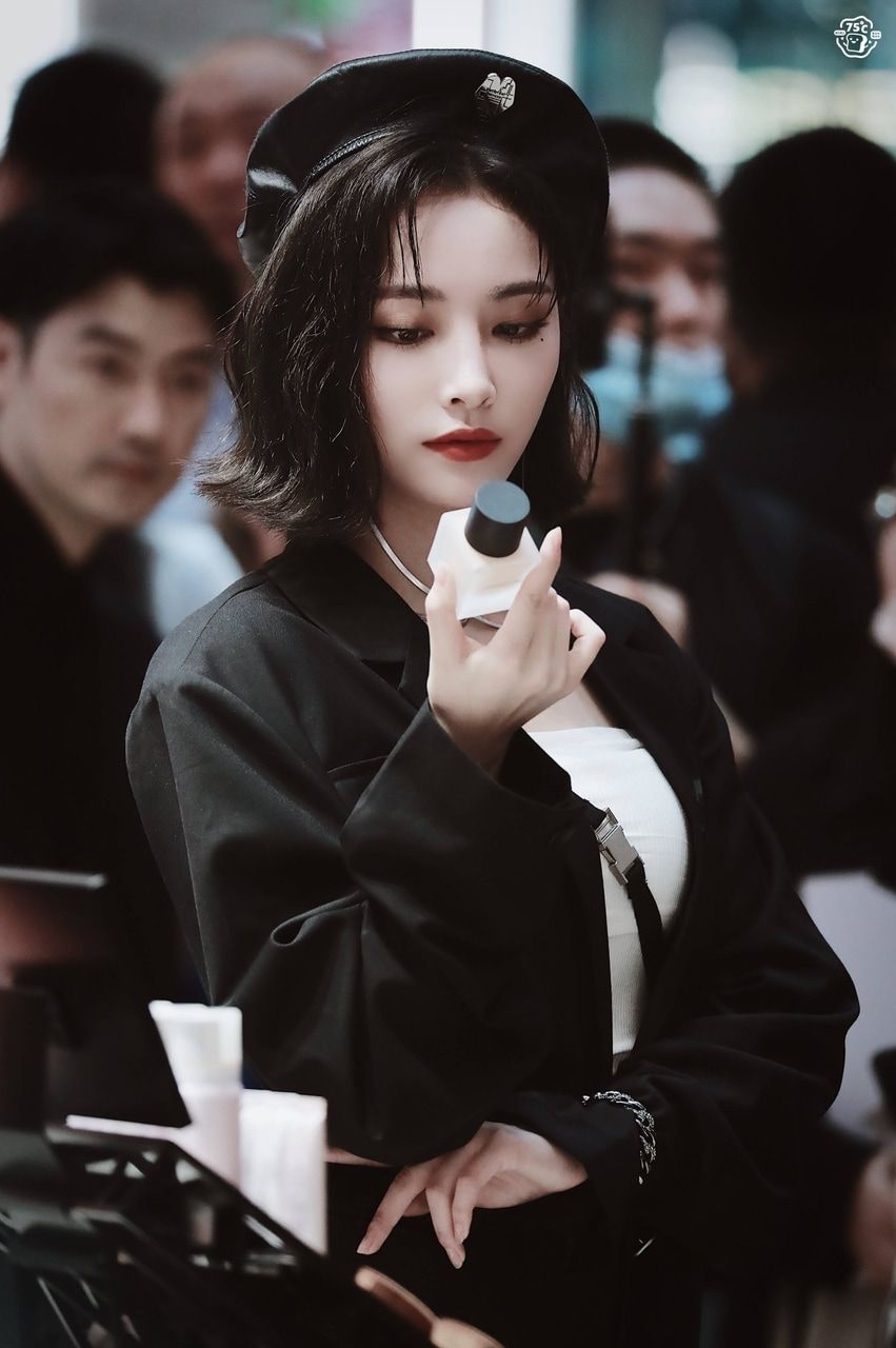 image About ❤️kiki Xu Xu Jiaqi❤️ .weheartit.com