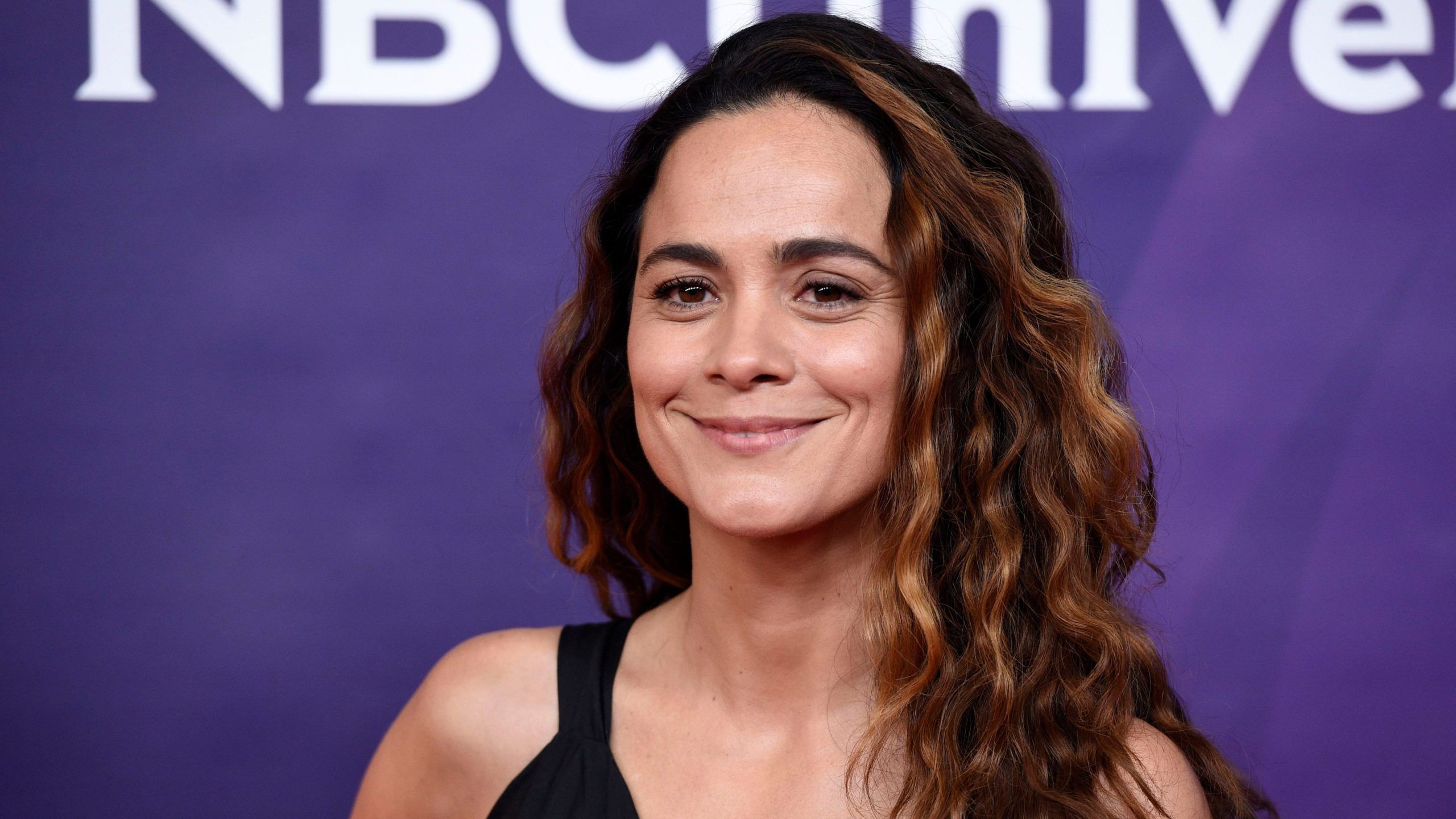 Who is Alice Braga Playing is James ...stanfordartsreview.