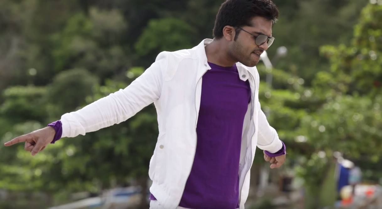 Vaalu Simbu. Lab coat, Suspender, Coatin.com
