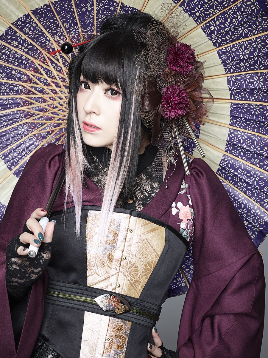 Yuko Suzuhana Band Photo .fanpop.com