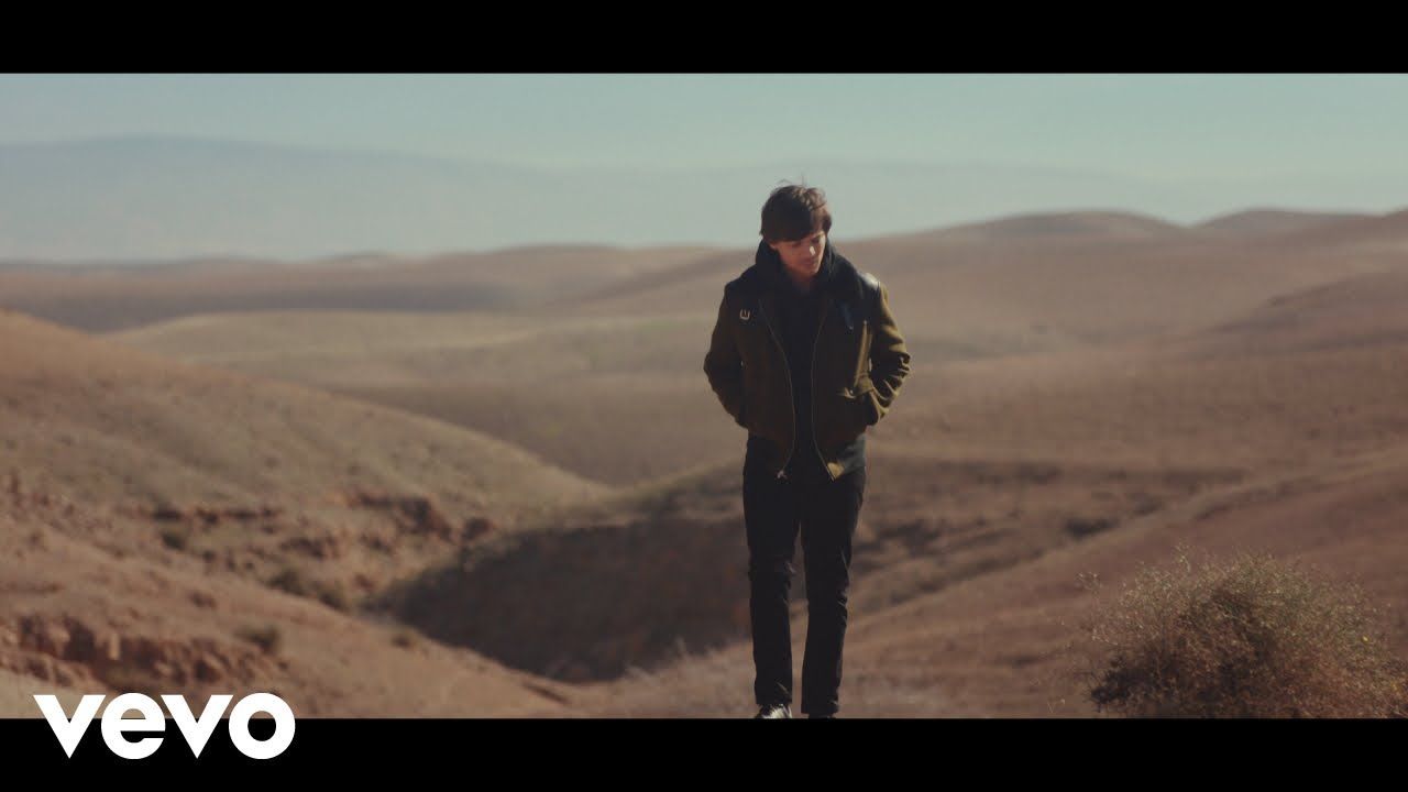 Louis Tomlinson Official Video .m.youtube.com
