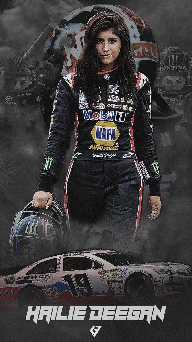 Hailie Deegan on Twitter. Women drivers, Female race car driver, Car racer