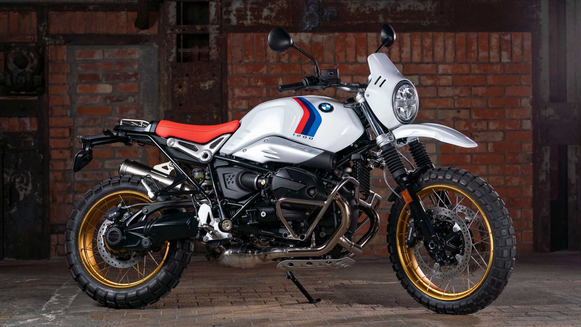 BMW R nineT Comes In Four Euro 5 .rideapart.com