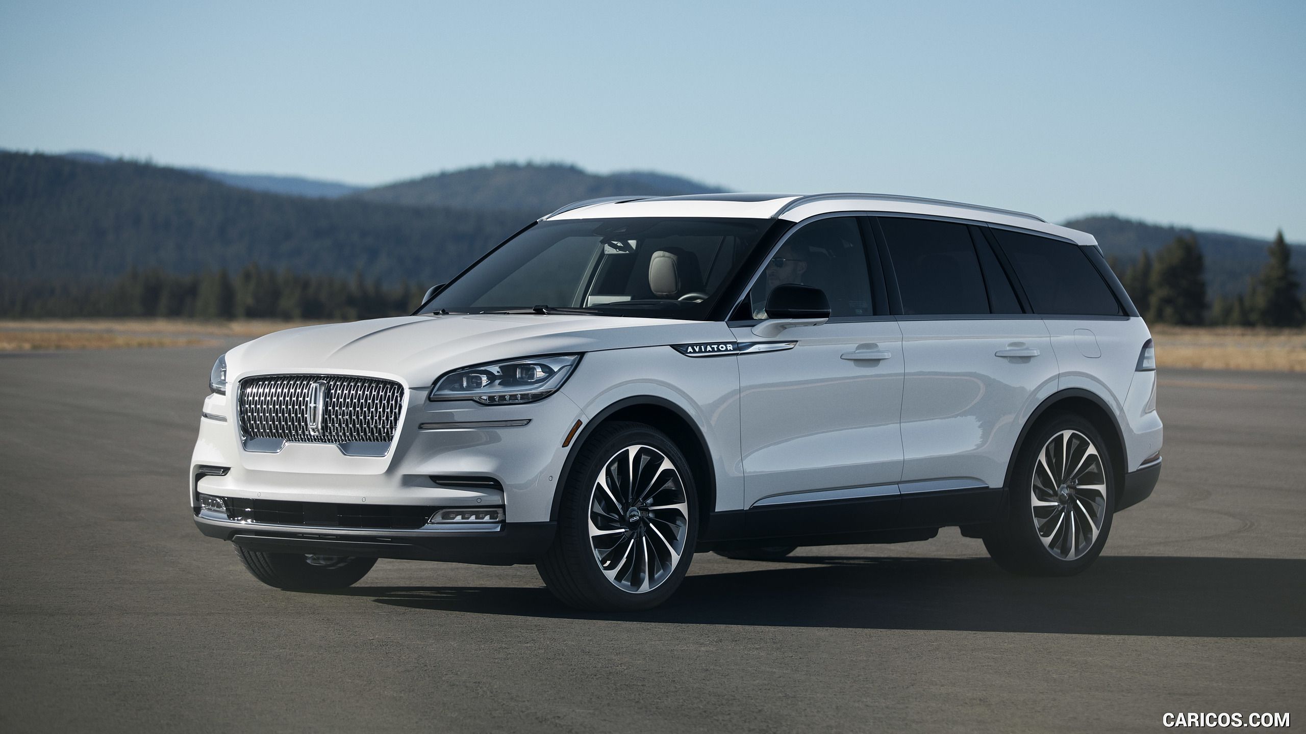 Lincoln Aviator Three .caricos.com