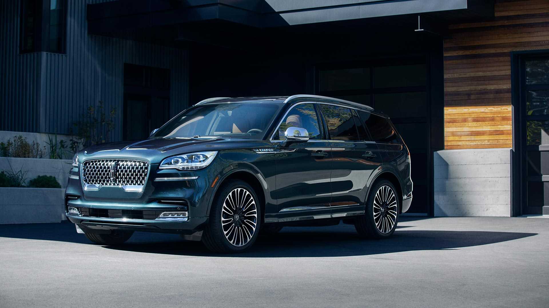 Lincoln Aviator Videos Show The .motor1.com