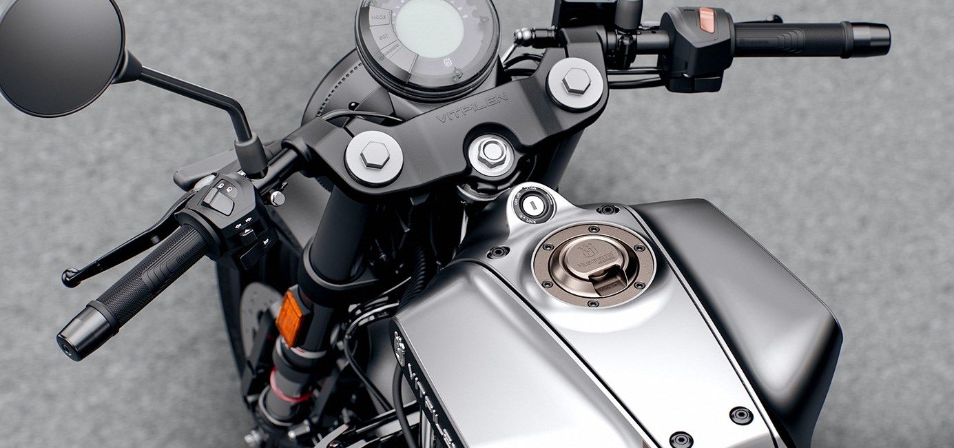 Showing Husqvarna Vitpilen 250 .images.maxabout.com