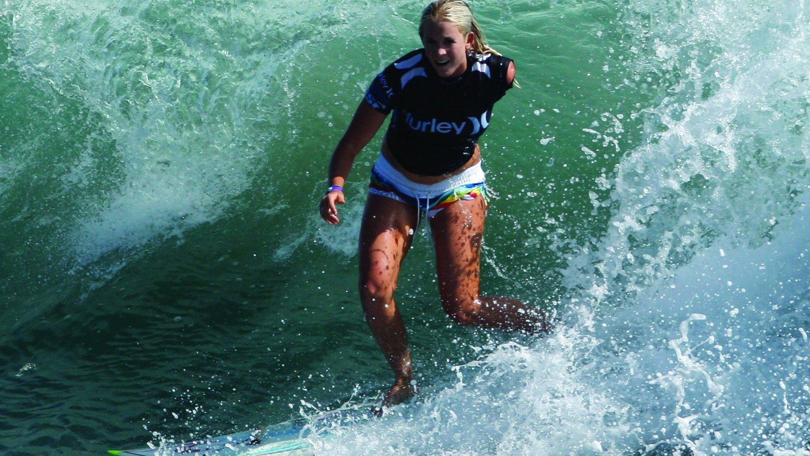 Soul Surfer' Who Survived a Shark Attacknewsweek.com