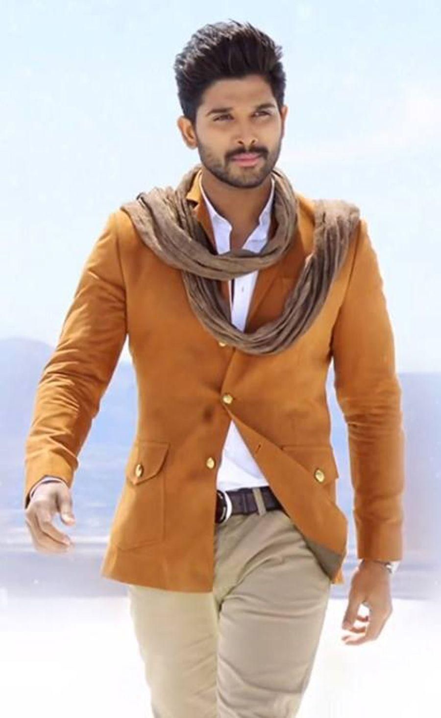 Allu Arjun Sarrainodu Wallpapers Wallpaper Cave