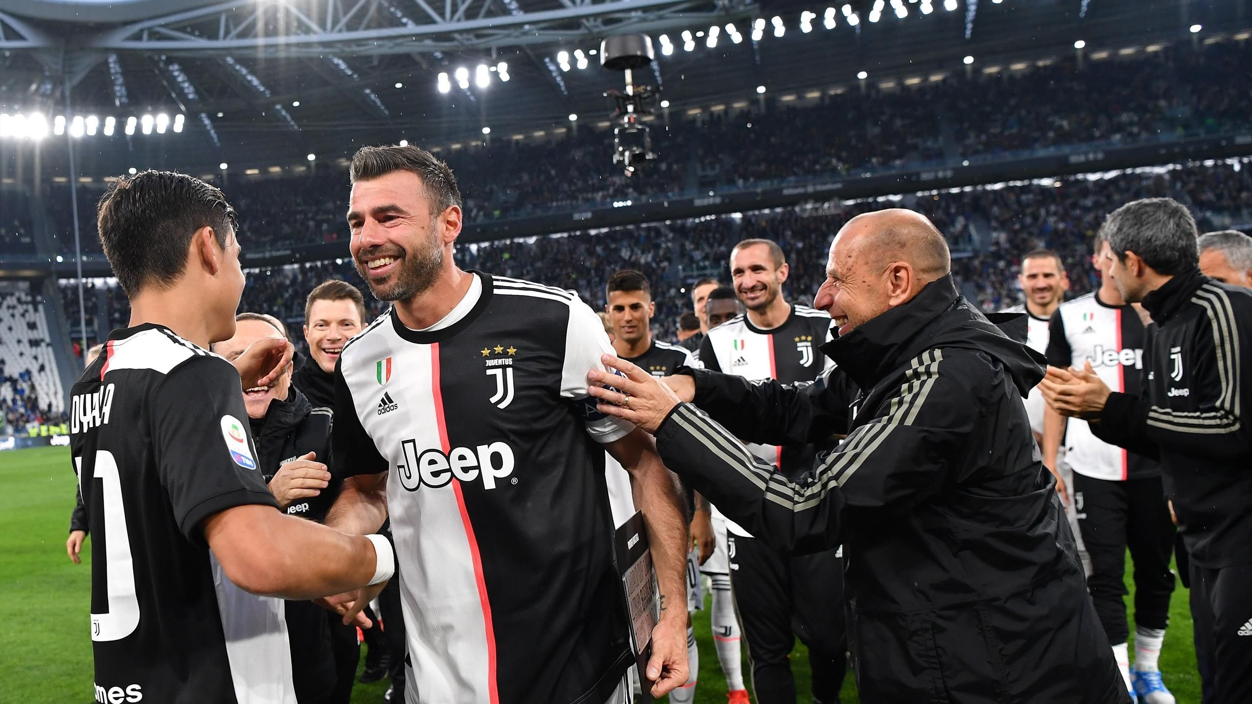 Allegri e Barzagli e la festa Scudetto .eurosport.it