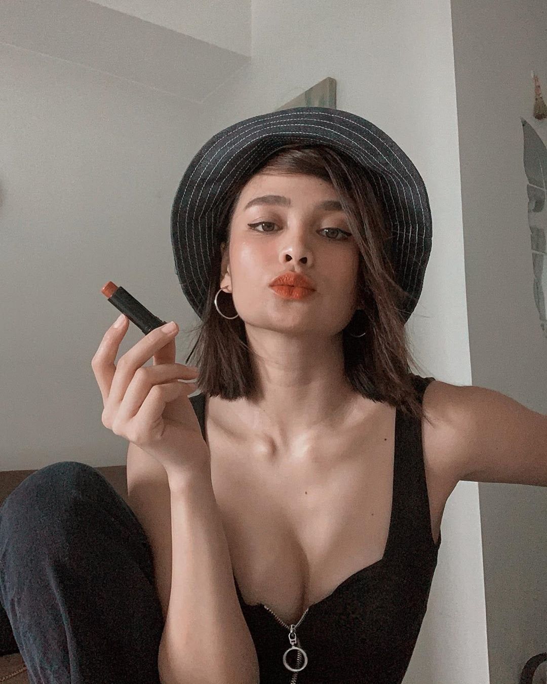 Rhen Escaño, CelebsPHreddit.com
