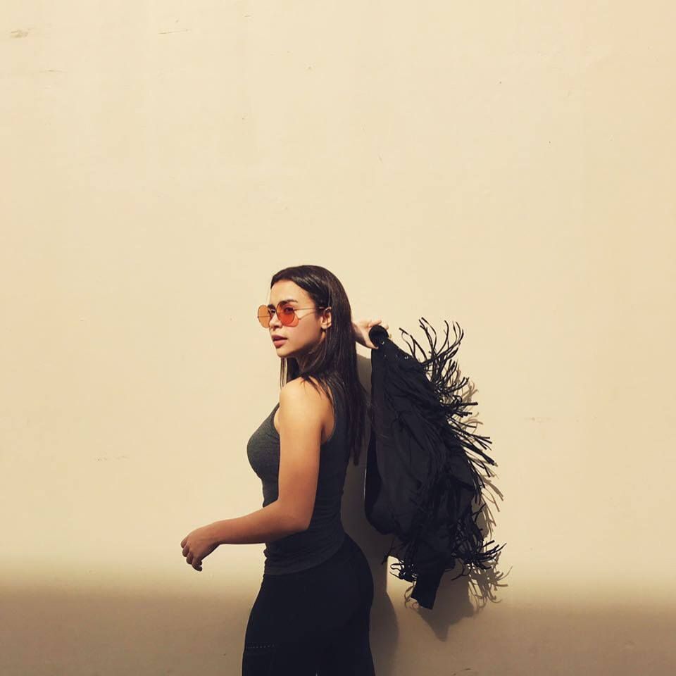 Yassi pressman, Filipino girl .ph