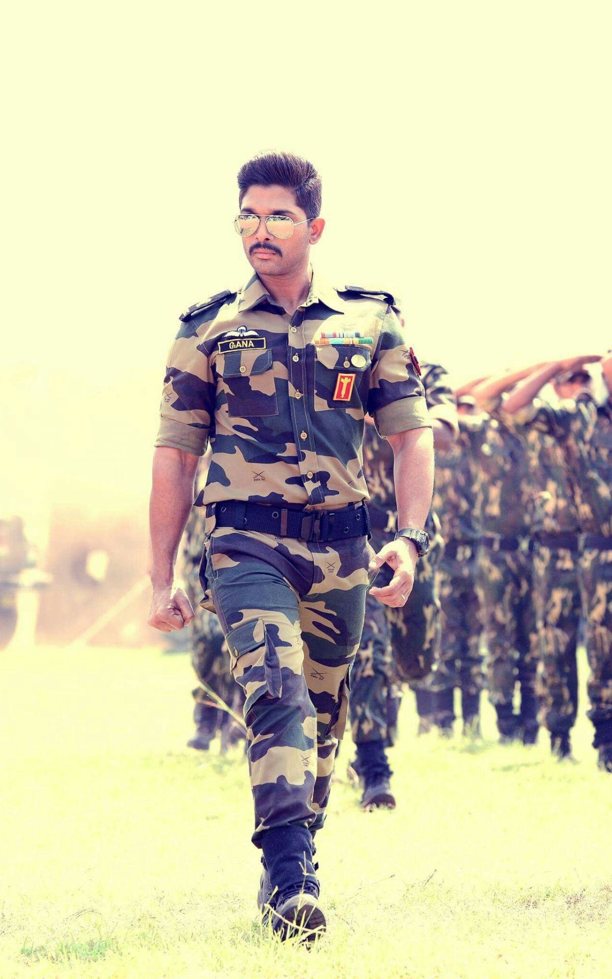 Stylish army man Allu Arjun .wallpaperafari.com