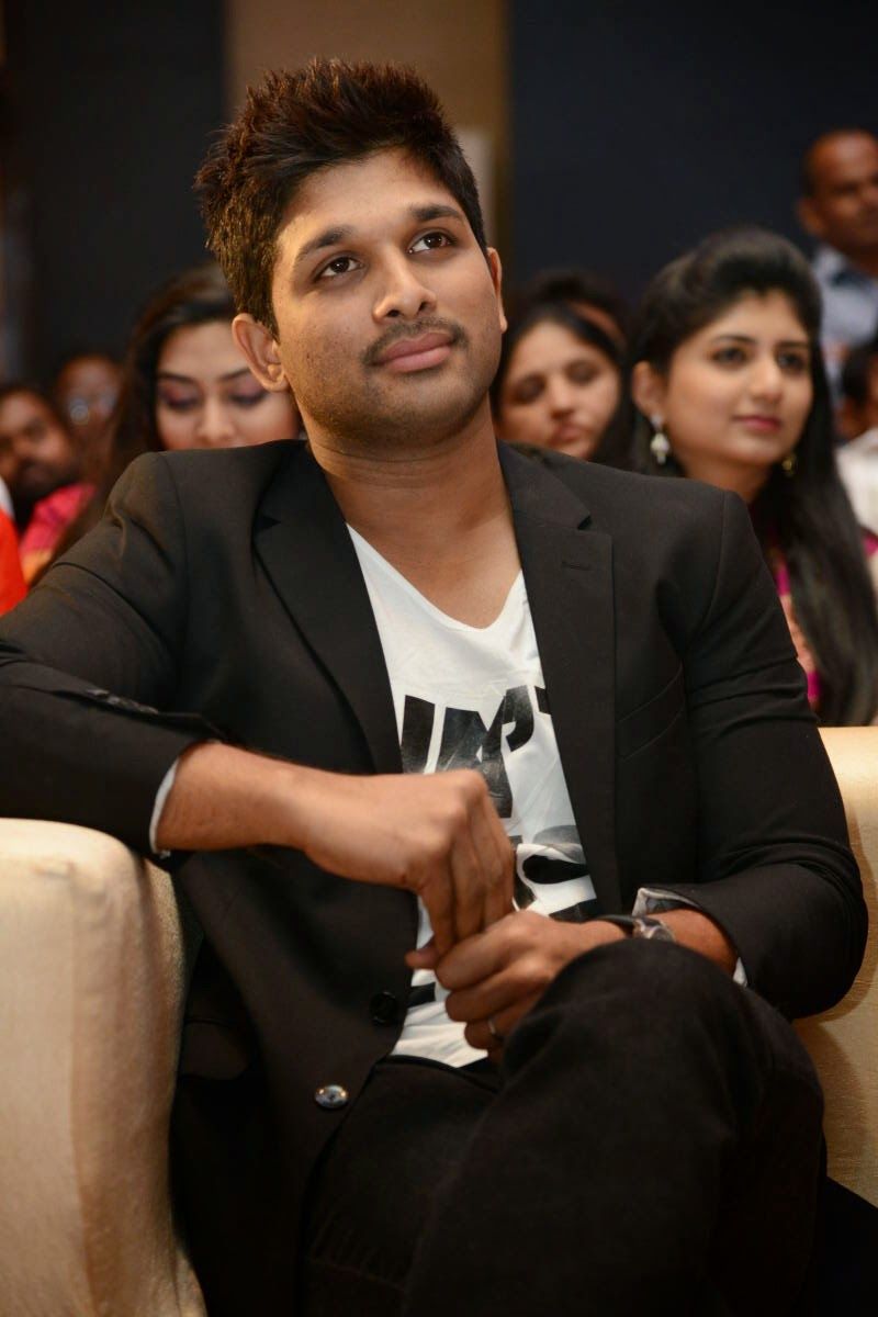 Allu Arjun Stylish Photo Hq Photo .itl.cat