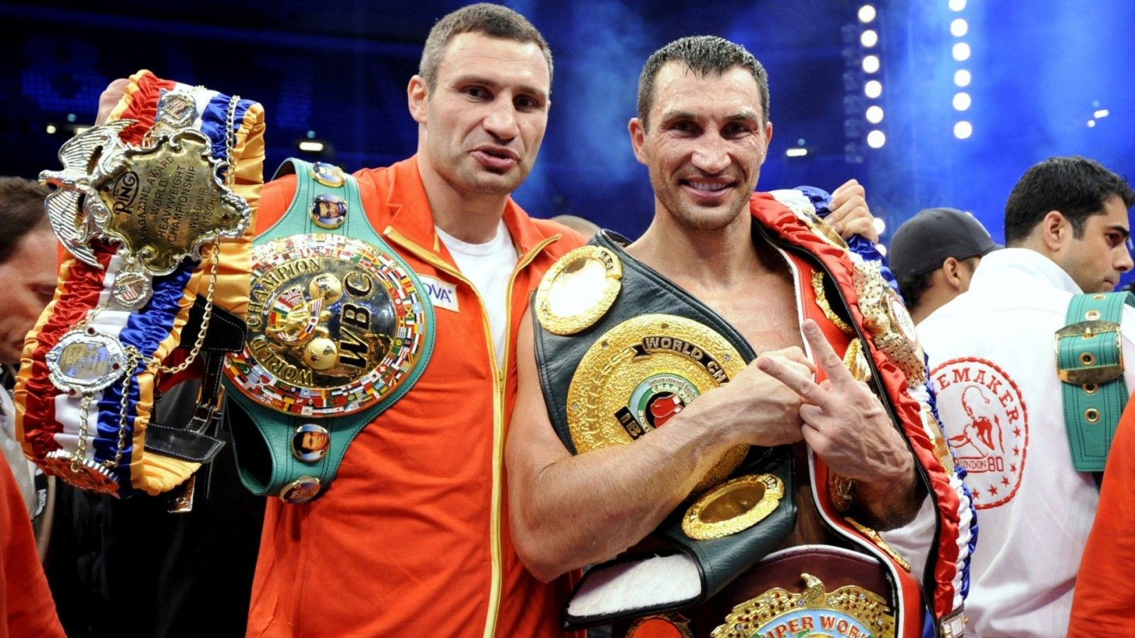 Wladimir Klitschko With Awards HD