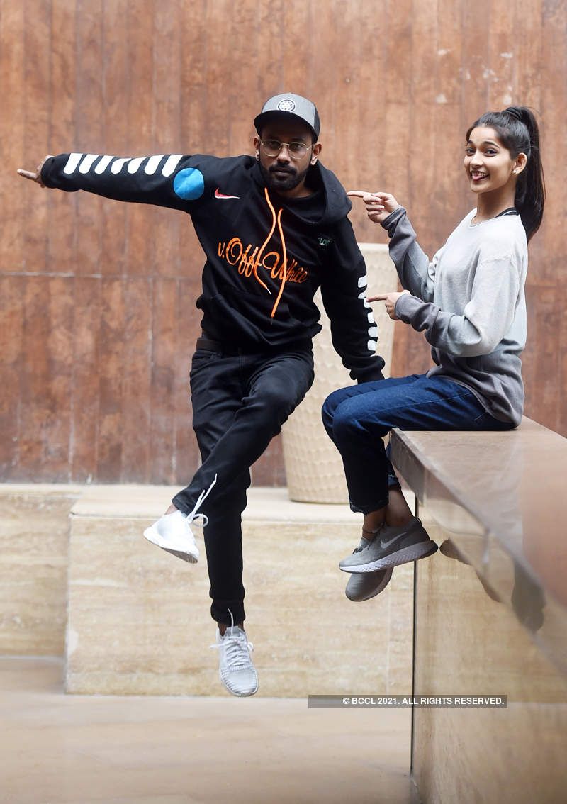 Dharmesh Yelande and Vartika Jha visit .photogallery.indiatimes.com