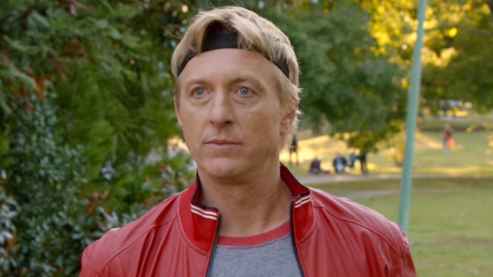 Cobra Kai Season 3looper.com