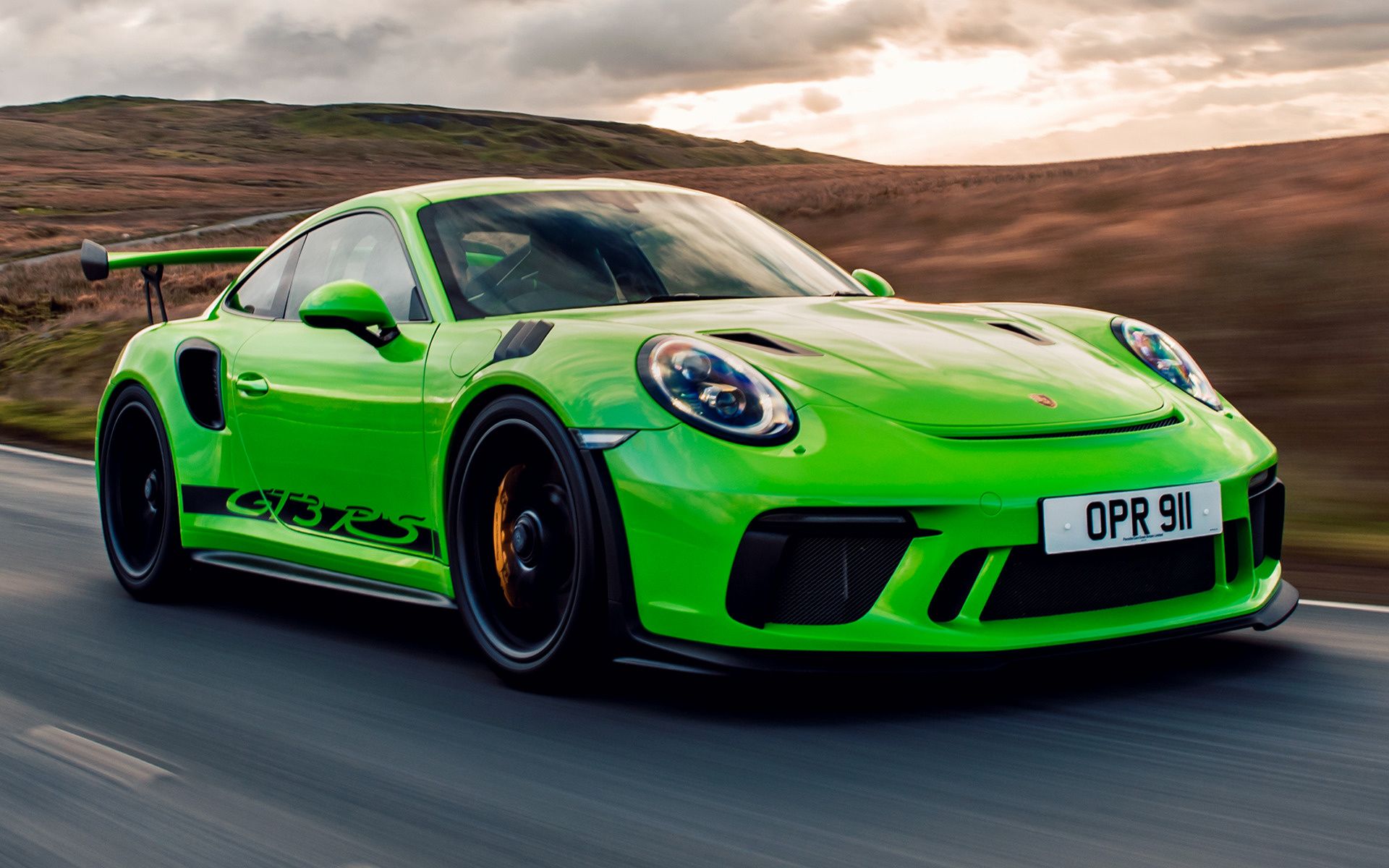 Порше 911 gt3 RS зеленый