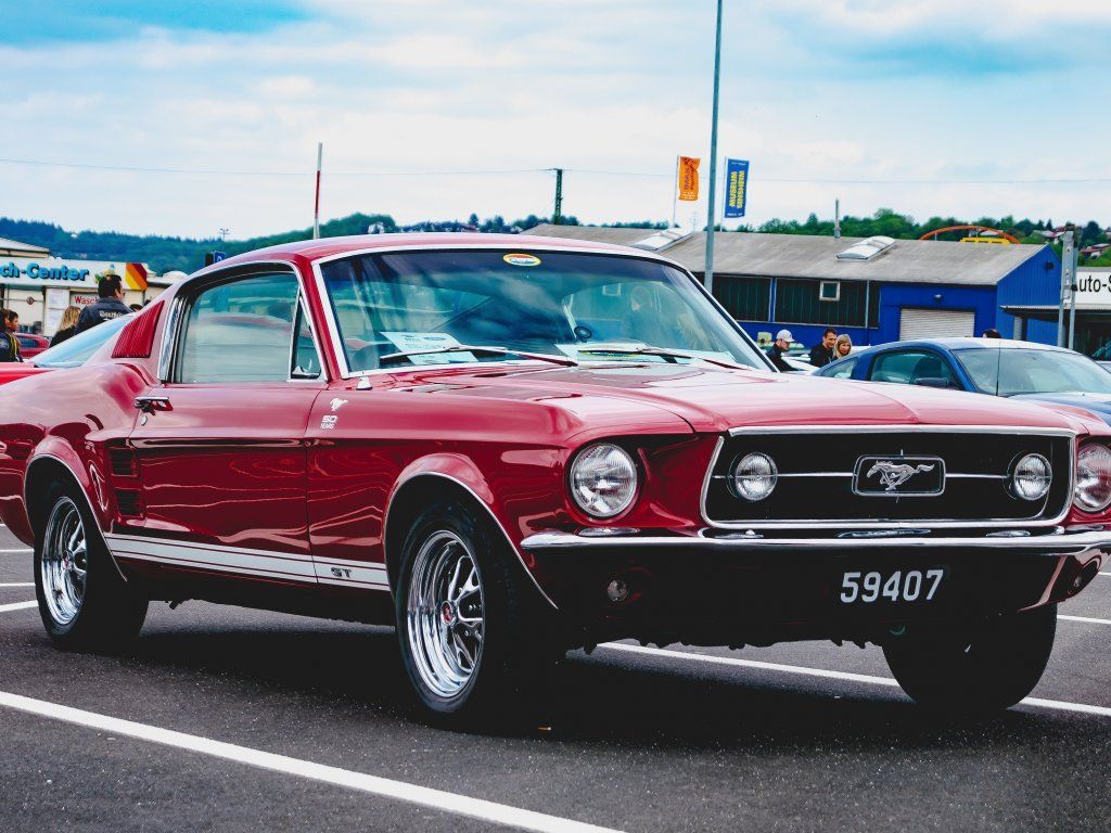 Red, classic, Ford Mustang, front .com