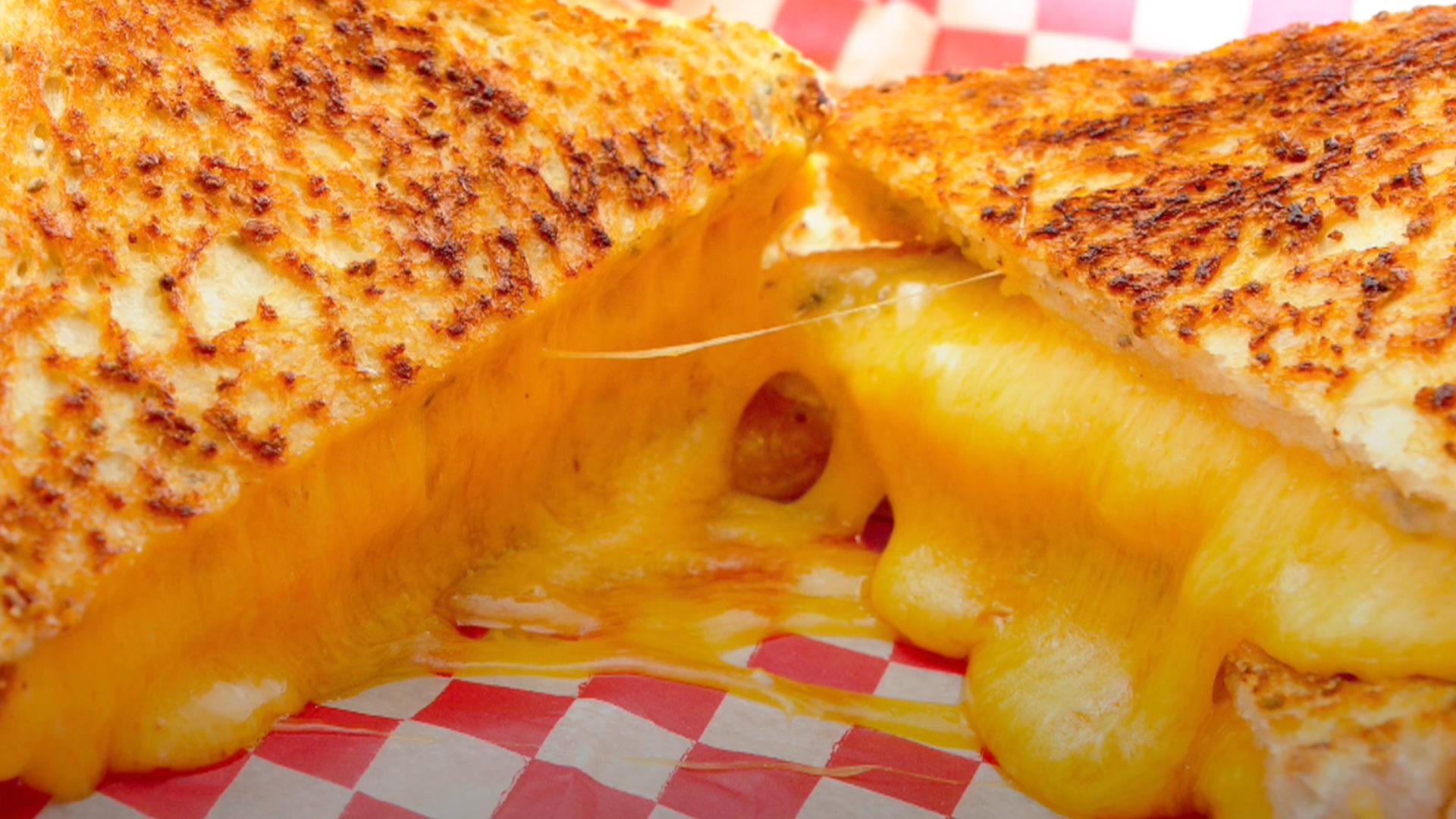 ultimate grilled cheese sandwichtoday.com