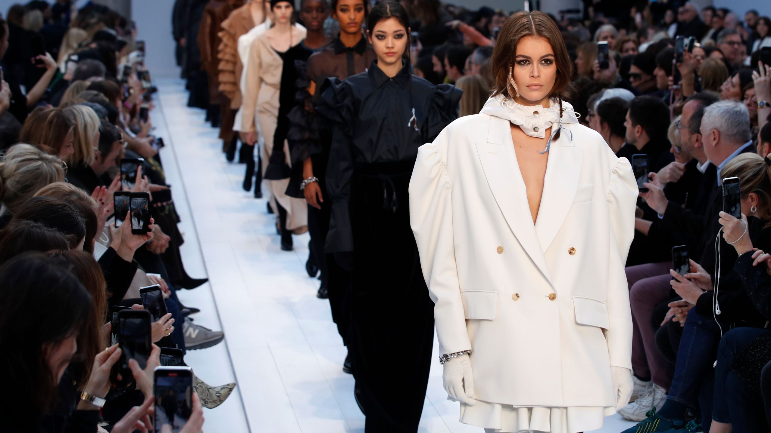 Milan: Irony prevails at Benetton .khon2.com