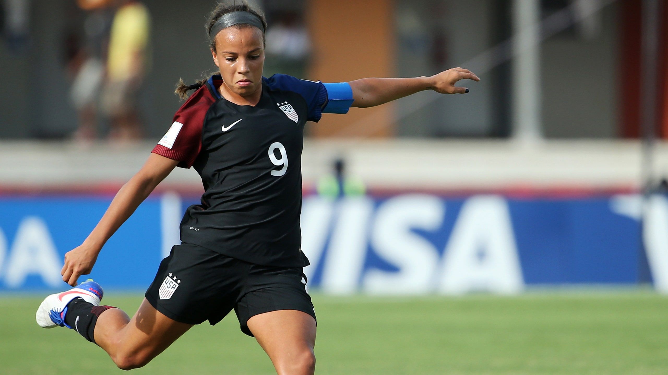 This Teenage Soccer Player Is Being .teenvogue.com