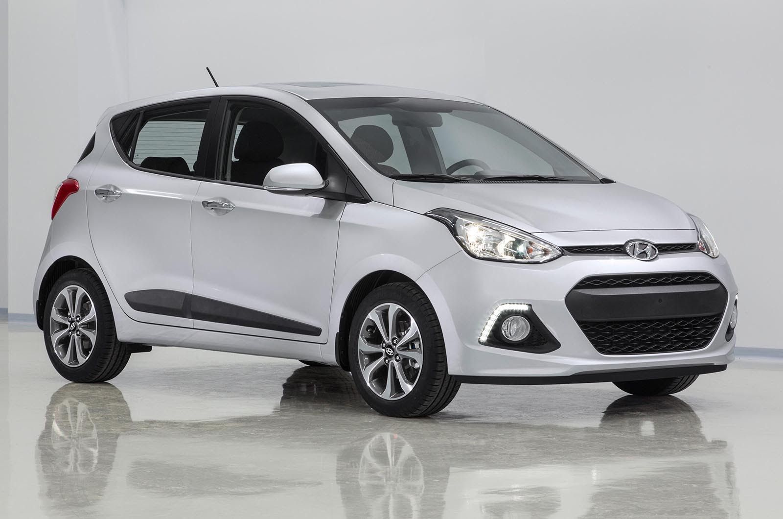 Hyundai i Car Wallpaper 1920×1151 Hyundai I10 Wallpaper (43 Wallpaper). Adorable Wallpaper. Hyundai cars, Hyundai motor, Car brands
