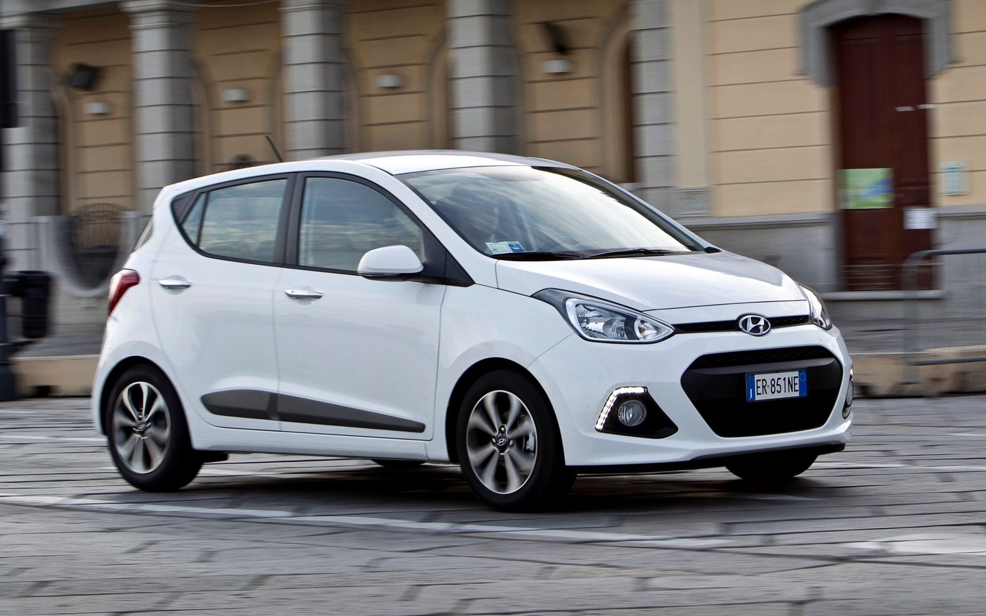 Hyundai i10 спорт