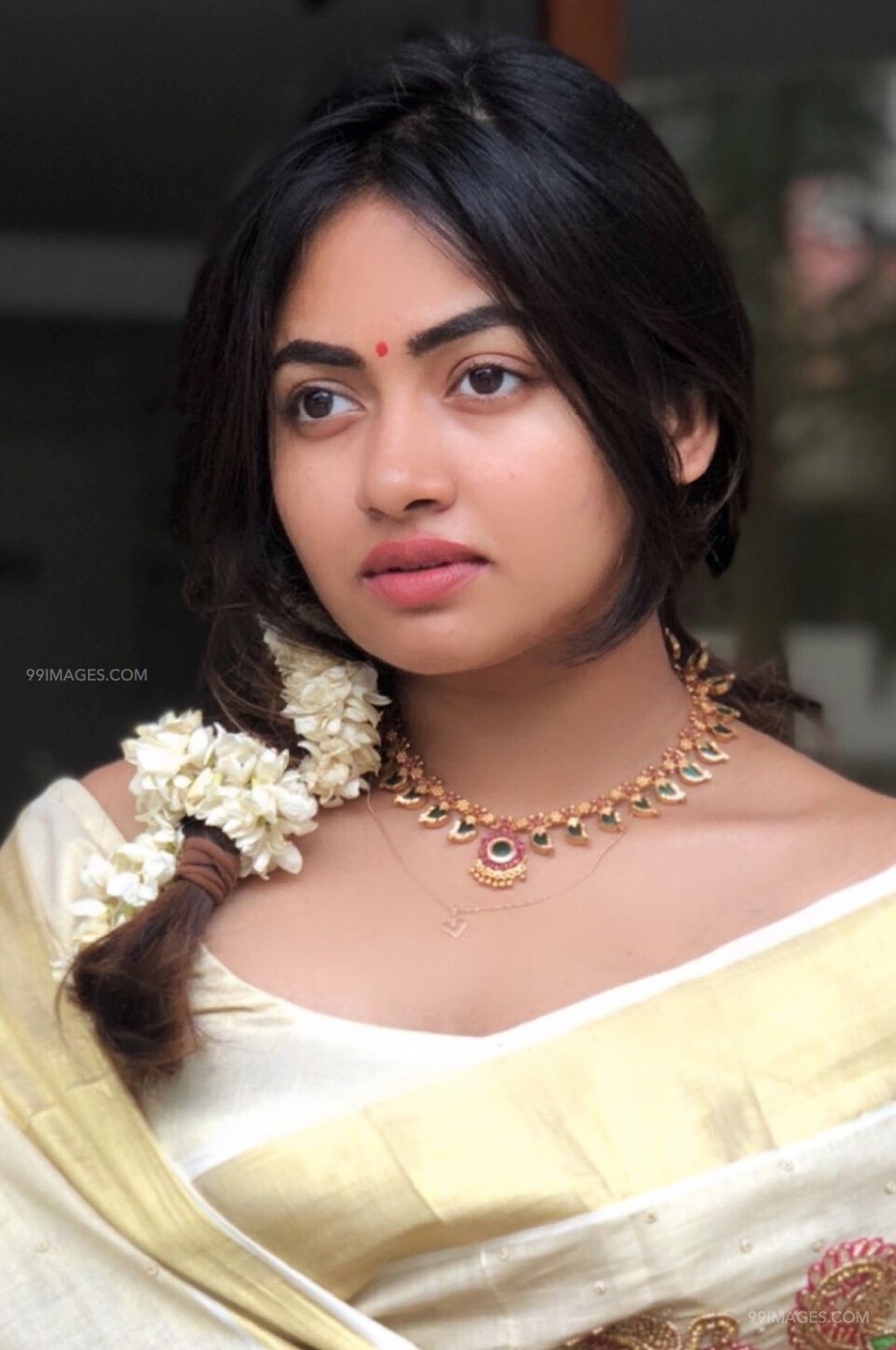 Shaalin Zoya Latest Beautiful HD Photo .99images.com