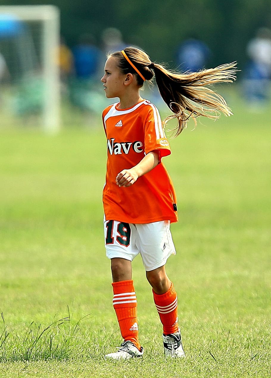 Girl On Grass Field, Soccer, Player .teahub.io