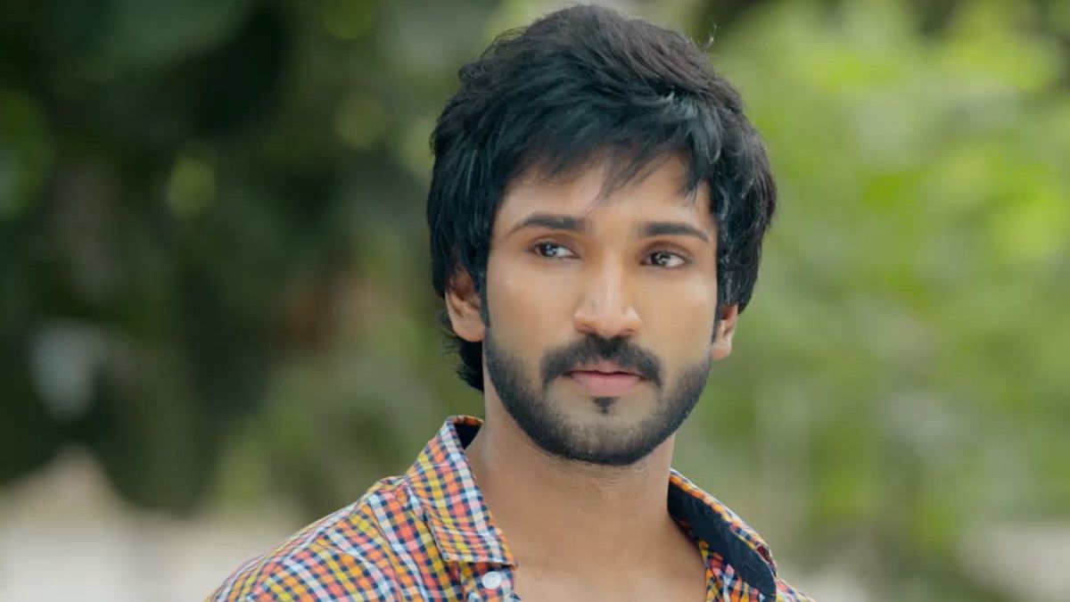 Watch Maragatha Naanayamamazon.com
