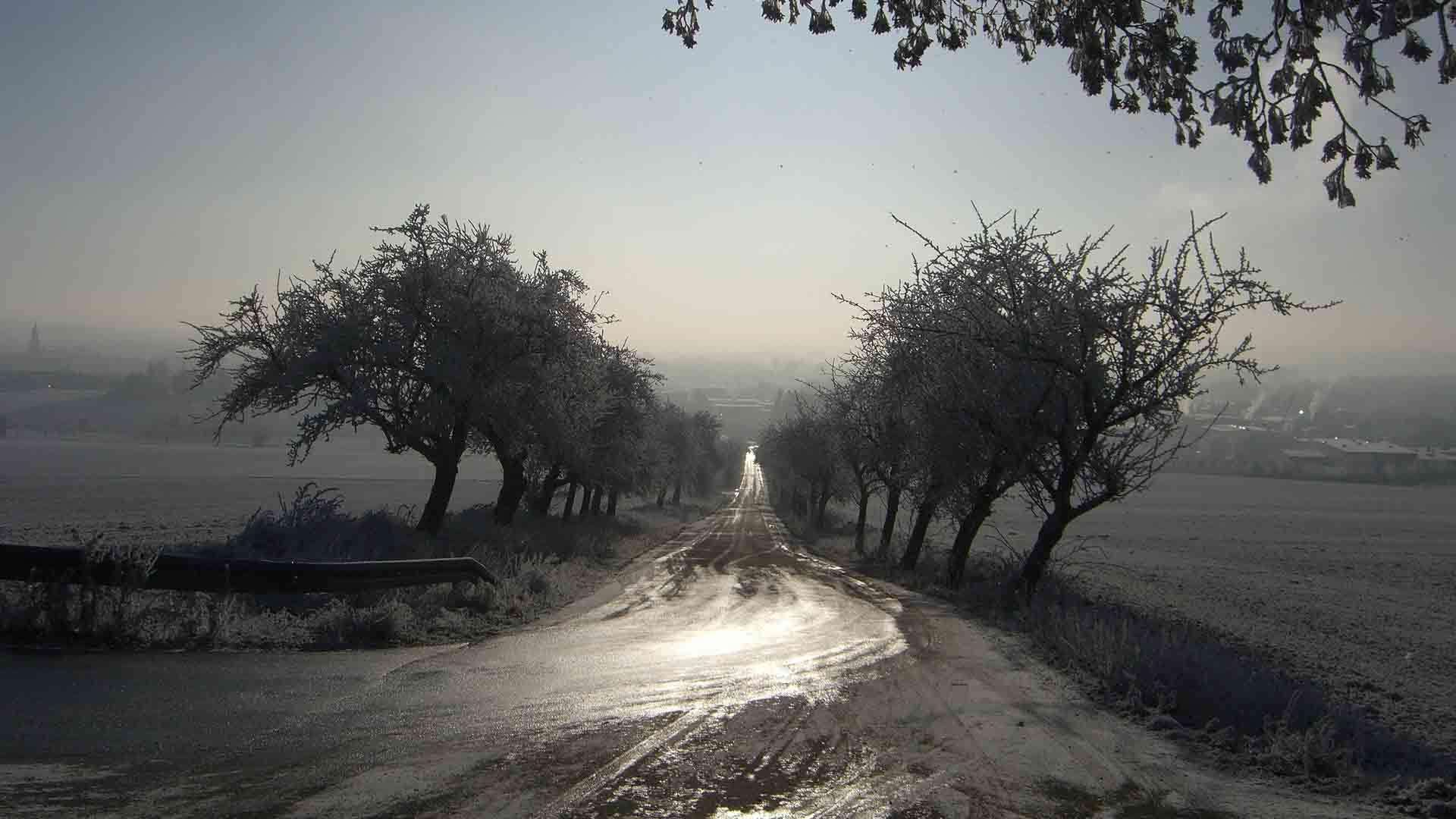 Winter Country Road Wallpaperwalpaperlist.com