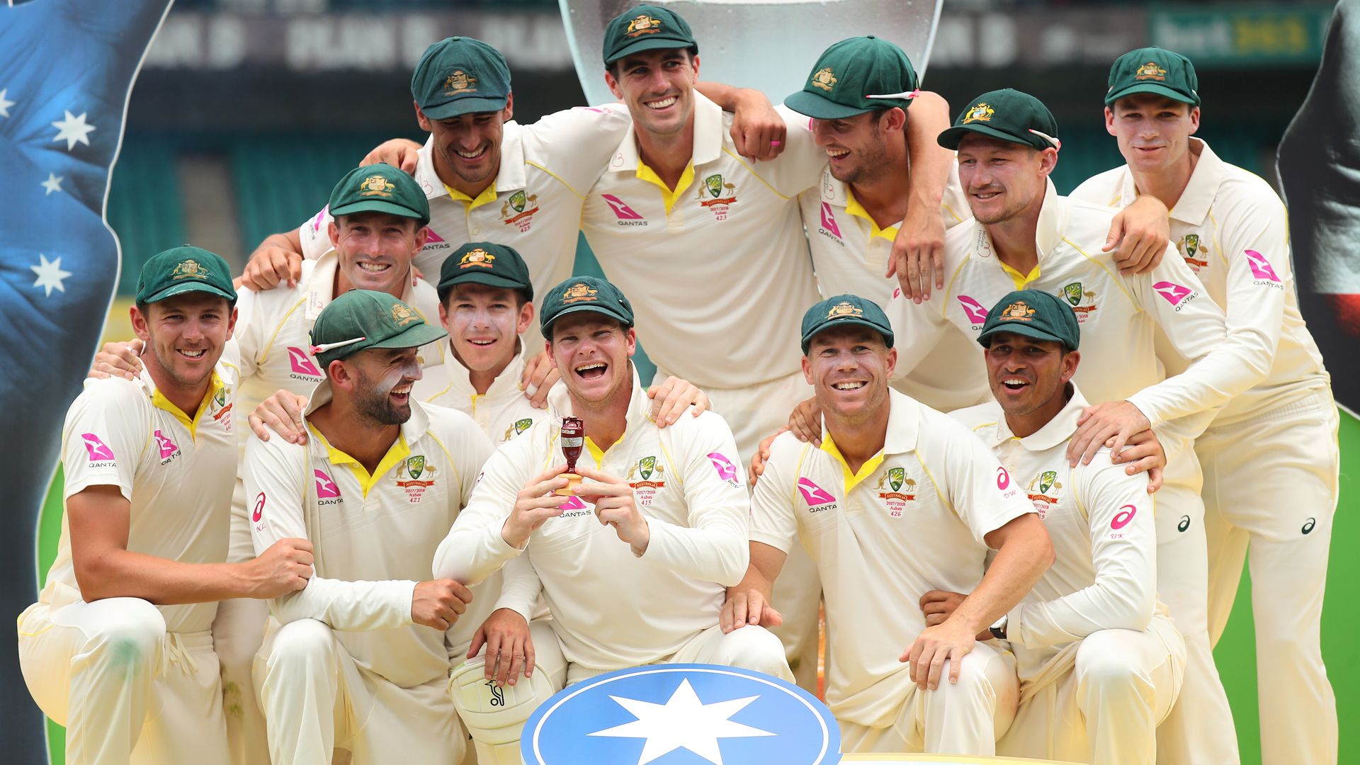Smith lauds 'outstanding' Australia .stadiumastro.com