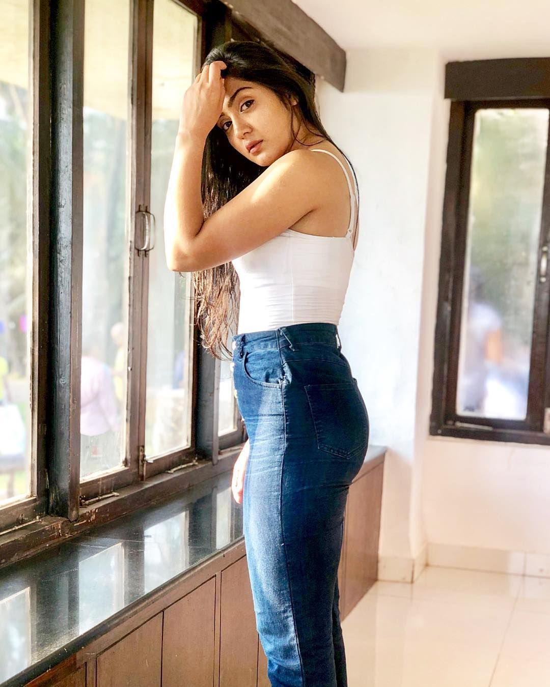 Bollywood actress, Stylish girl.com