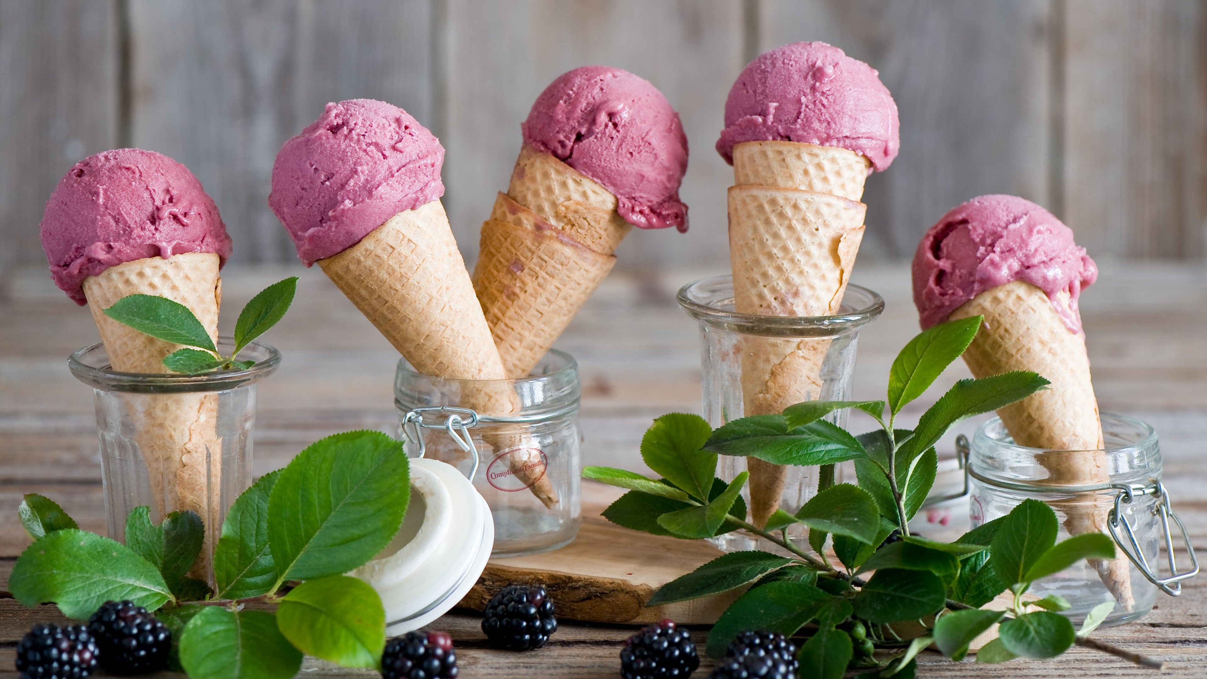Wallpaper ice cream, blackberry, leaves .wallpaperhome.com