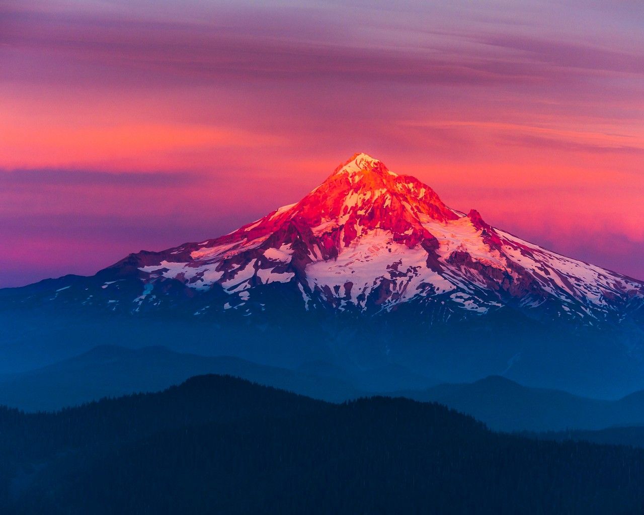 Amazing Mountain Sunsetewallpaper.eu