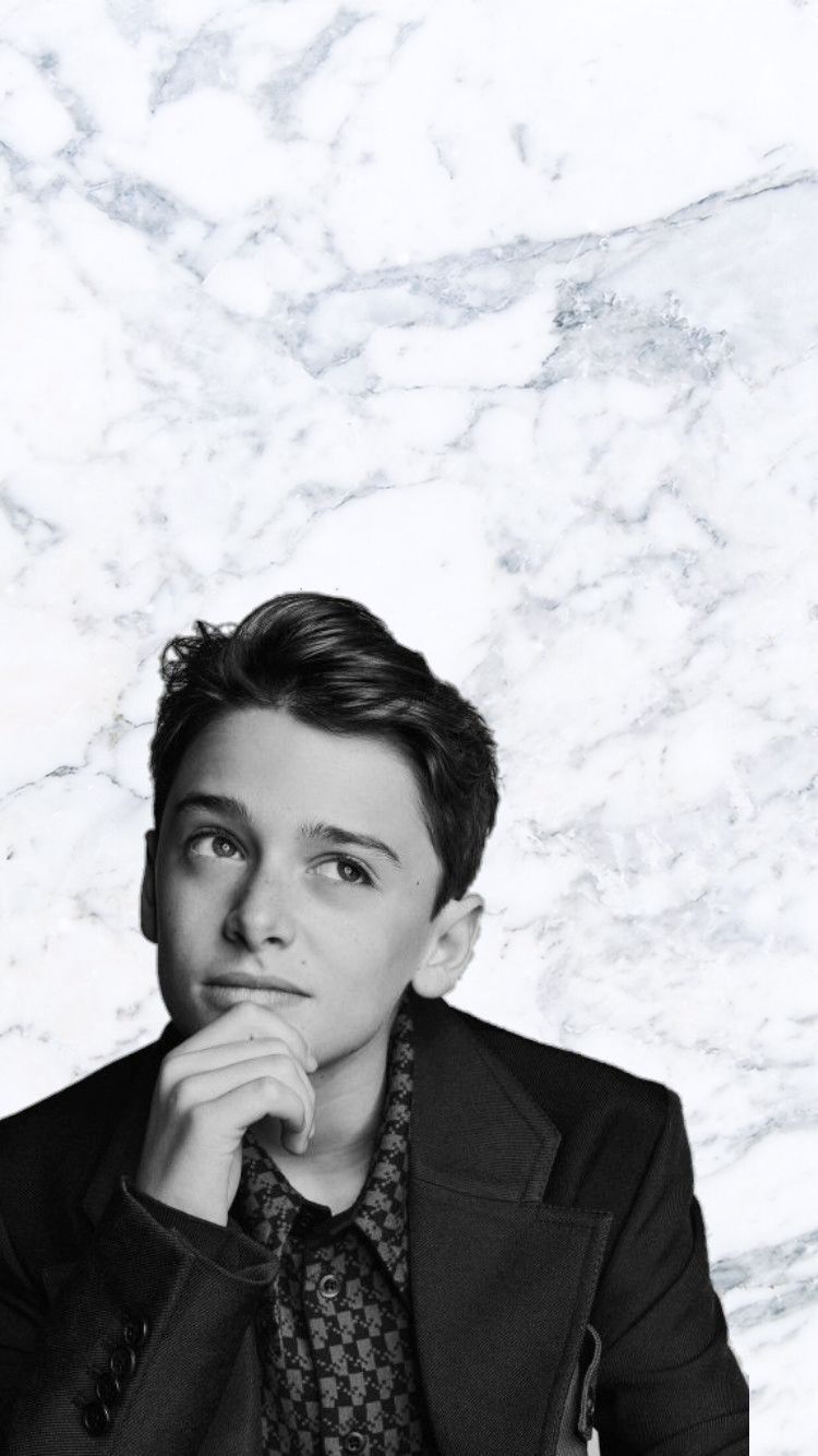 Noah Schnapp Wallpaper Free Noah .wallpaperaccess.com