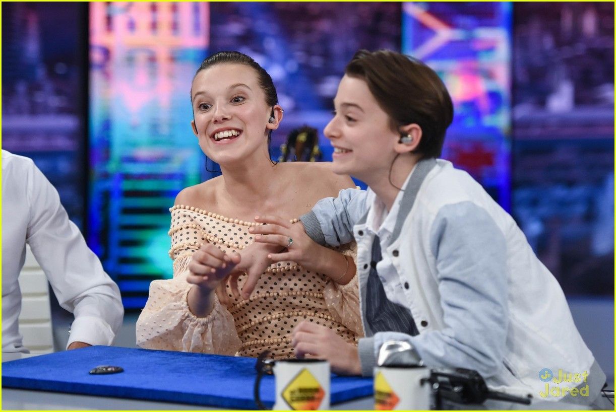 Millie Bobby Brown, Noah Schnapp .justjaredjr.com