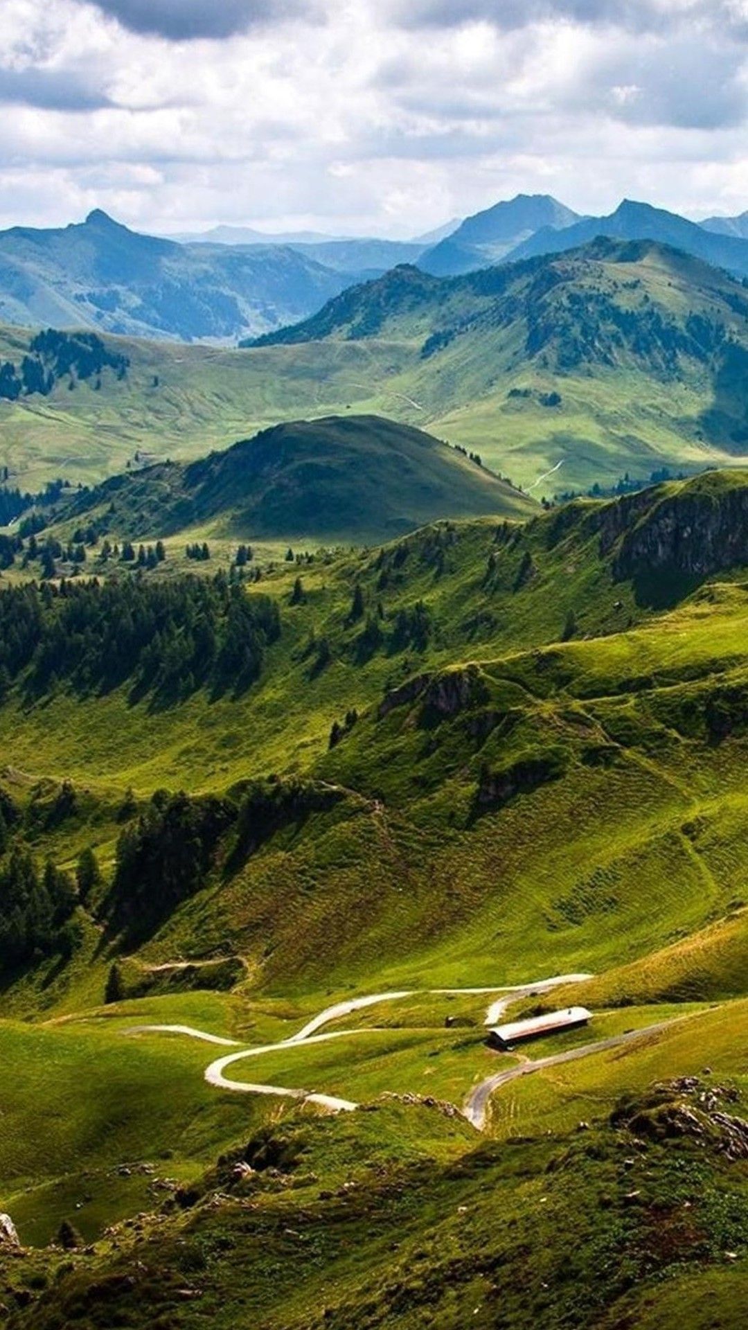 Kitzbuhel Mountain, Austria. HD .com