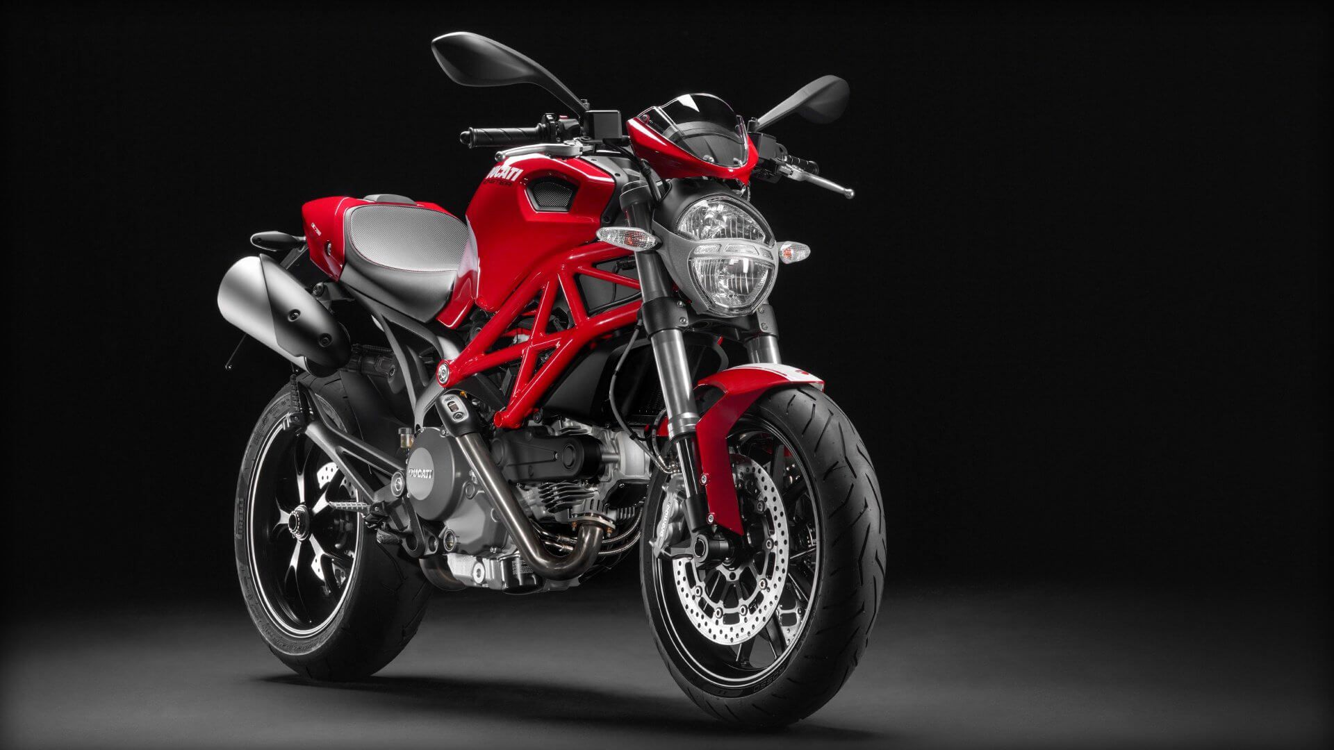 Ducati Monster 821, Photo, HD .autoportal.com