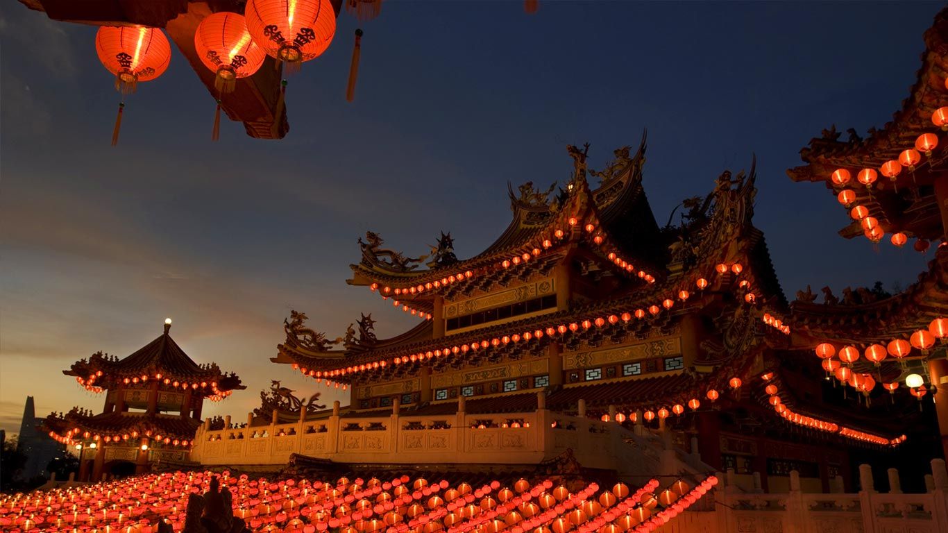 Chinese temple with red lanterns .sonurai.com