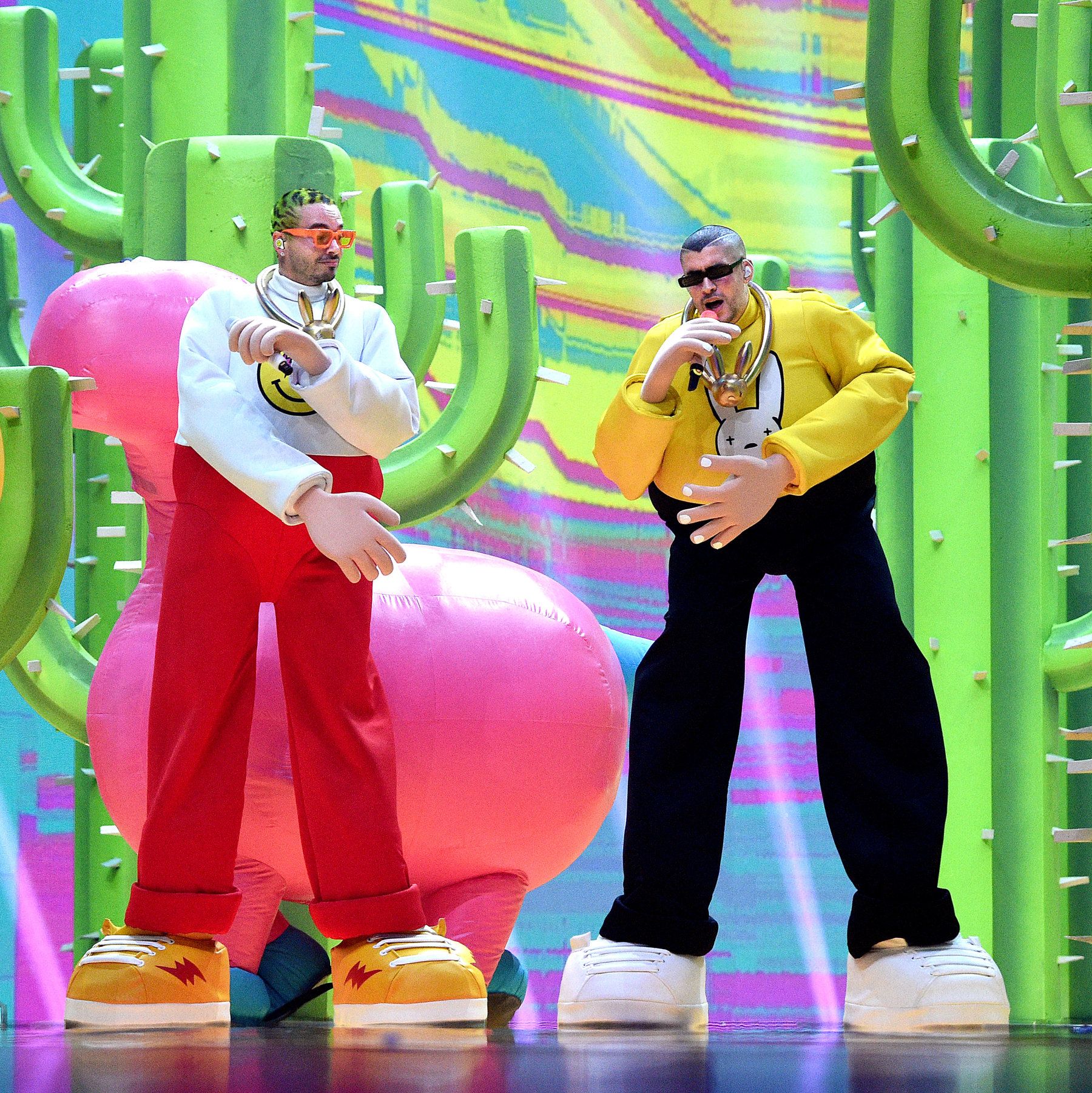 Bad Bunny Finds Gold in the Past, While .nytimes.com