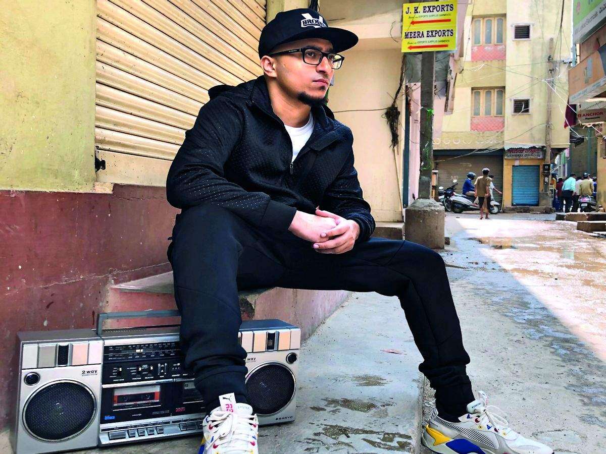 Vaishnav Jana To: Latest News, Videos .m.timesofindia.com