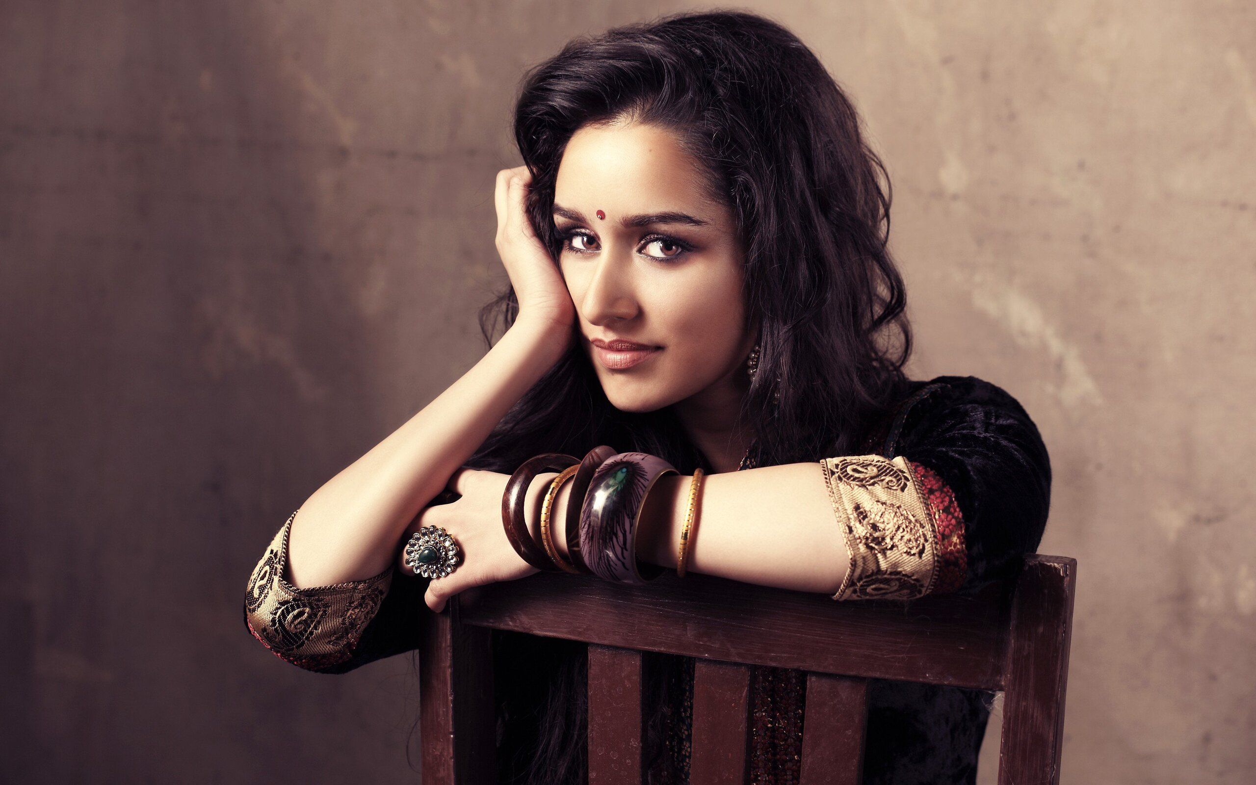 Shraddha Kapoor Latest .hdqwalls.com