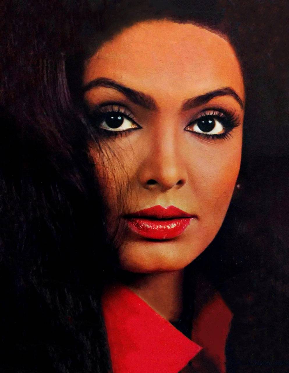 Parveen Babi wallpaper by .zedge.net