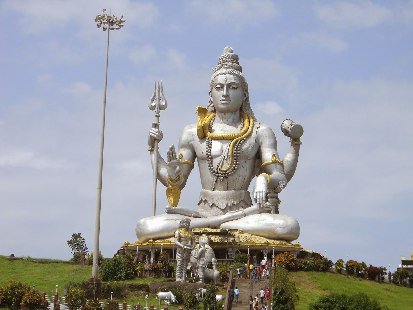 Lord Shiva statue in Murudeshwar, indiareddit.com