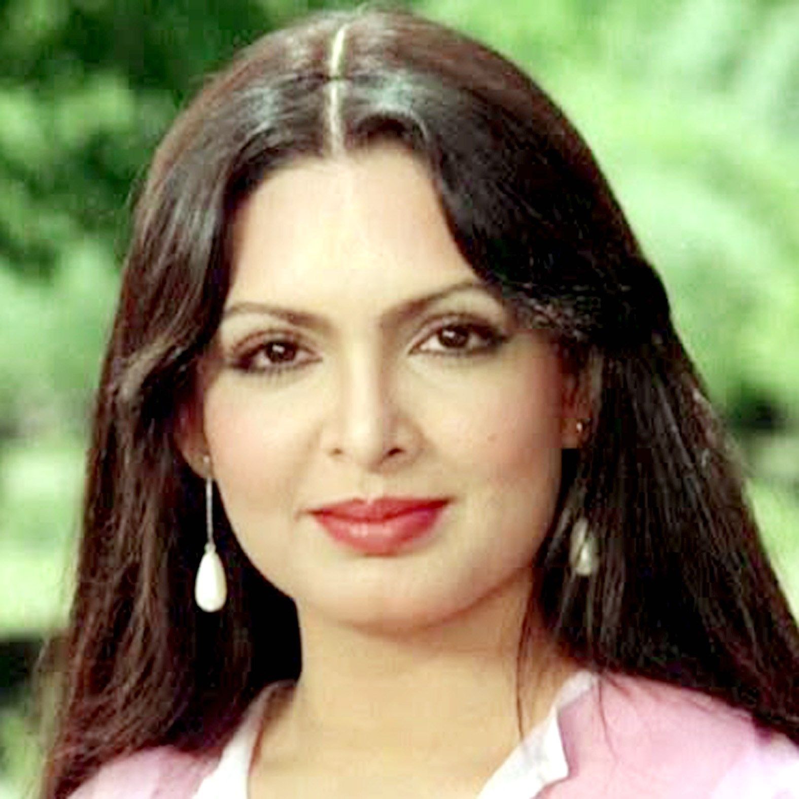 Parveen Babim.imdb.com